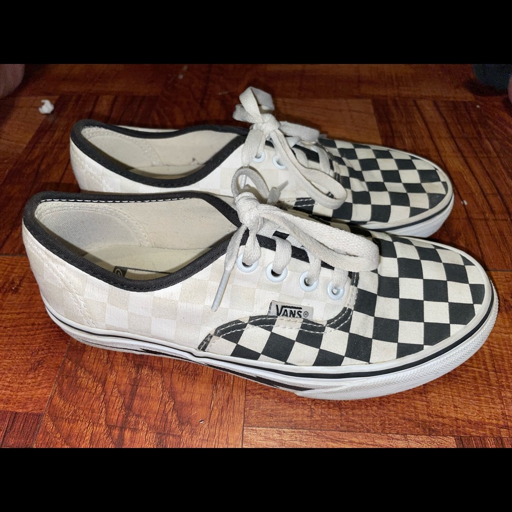 Customized Vans - Picture 2 of 3